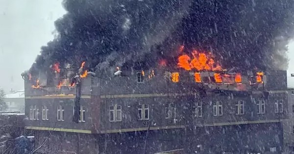 Tuzla'da fabrika yangını! Çok sayıda ekip sevk edildi